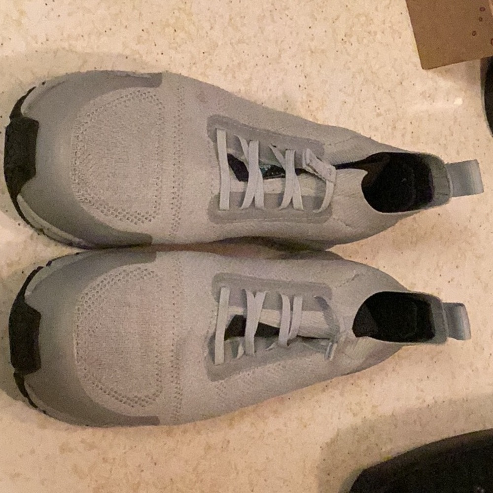 Timberland pro flex steel toe work shoes. Size is 6.5 woman’s.